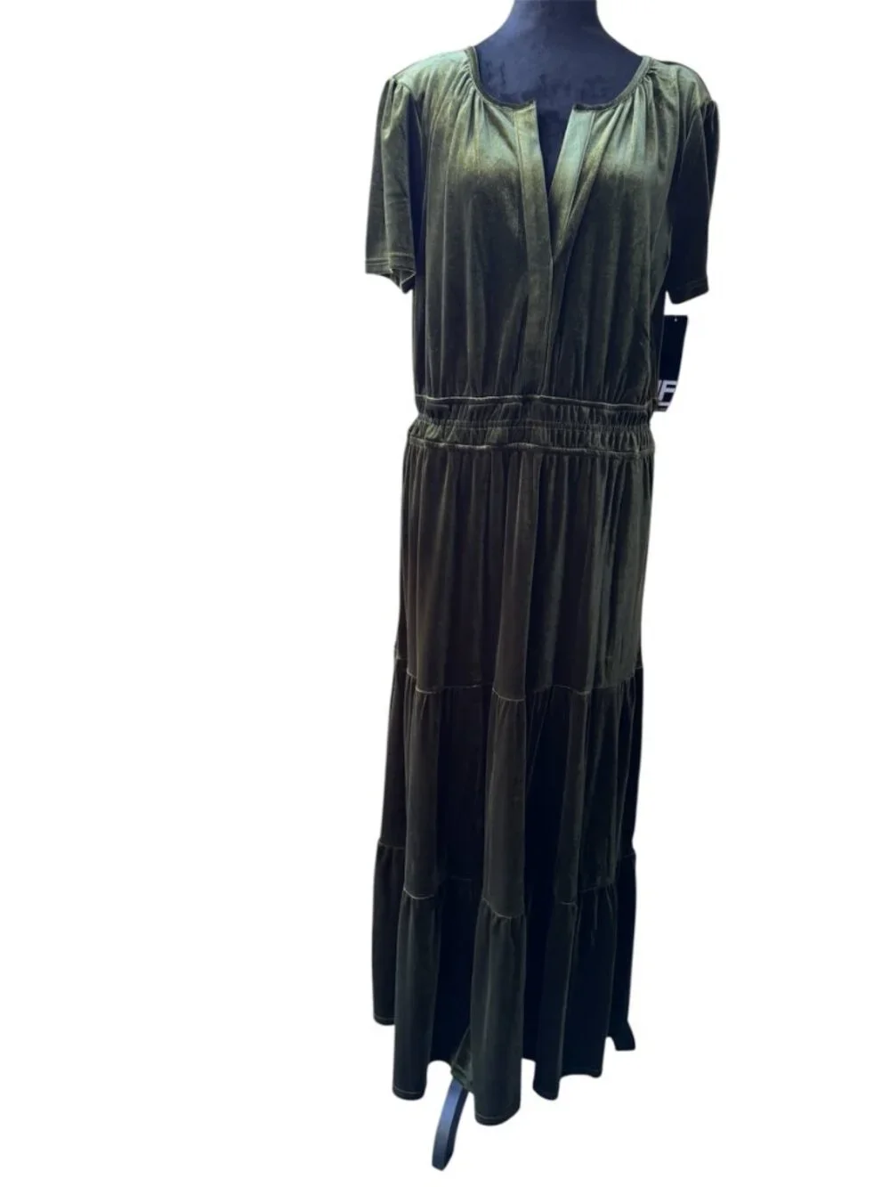 NWT Leslie Fay Olive Green Velvet Tiered Maxi Dress Plus Size 14 - Picture 3 of 7